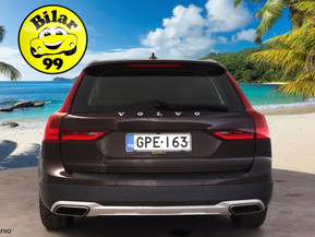 Volvo V90 Cross Country