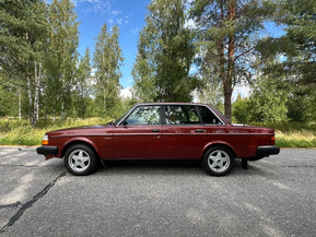 Volvo 244