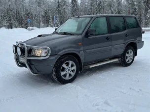 Nissan Terrano II