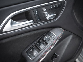 Mercedes-Benz CLA 45 AMG