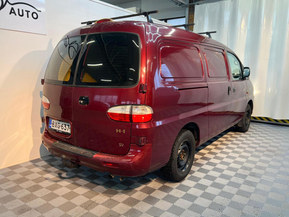 Hyundai H1 Van