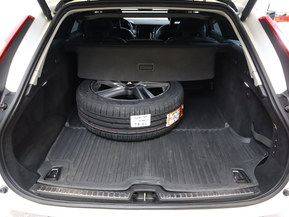 Volvo V90 Cross Country