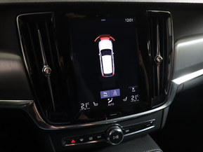 Volvo V90 Cross Country