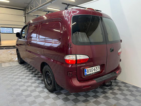 Hyundai H1 Van