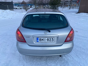 Nissan Almera