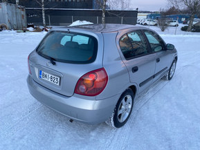 Nissan Almera