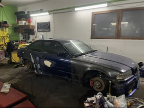 BMW 320