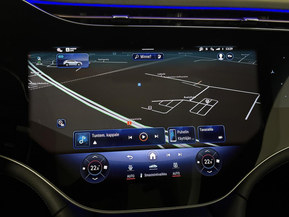 Mercedes-Benz EQE SUV