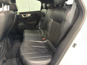 Infiniti FX30d