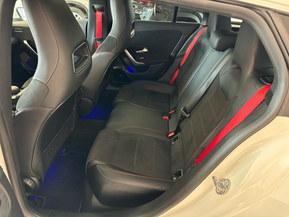 Mercedes-Benz CLA 45 AMG