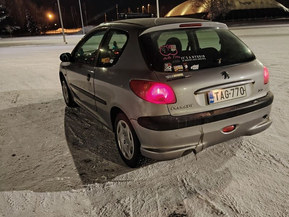 Peugeot 206