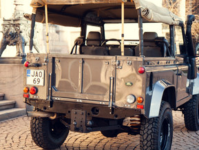 Land Rover 90
