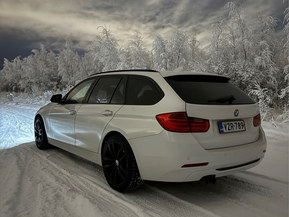 BMW 330