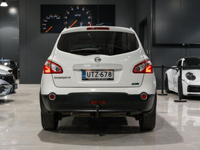 Nissan Qashqai+2