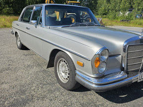 Mercedes-Benz 300