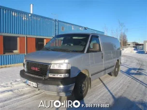 GMC Savana
