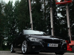 BMW 330
