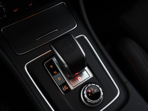 Mercedes-Benz CLA 45 AMG