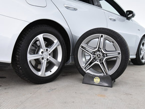 Mercedes-Benz A