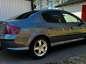 Peugeot 407