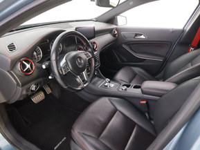 Mercedes-Benz A 45 AMG