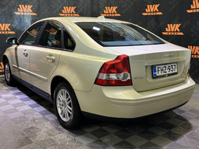Volvo S40