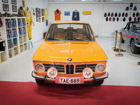 BMW 2000