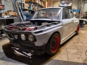 BMW 1502