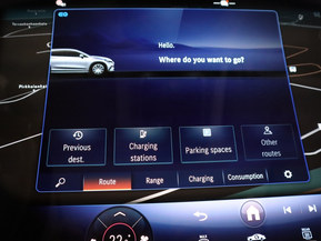 Mercedes-Benz EQE SUV