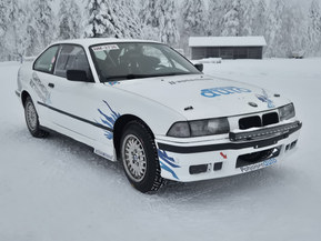 BMW 325