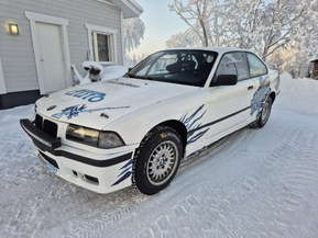 BMW 325