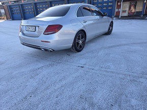 Mercedes-Benz E