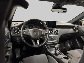 Mercedes-Benz A