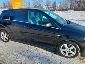 Mercedes-Benz B