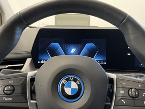 BMW 225