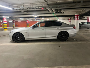 BMW 525