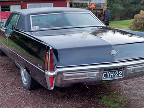 Cadillac De Ville
