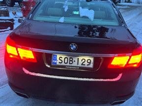 BMW 750