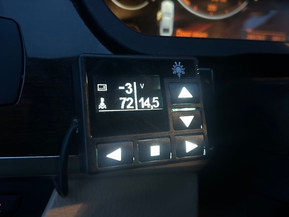 BMW 750