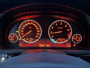 BMW 750