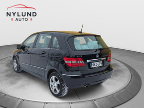 Mercedes-Benz B