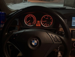 BMW 525