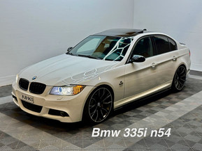 BMW 335