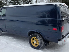 Chevrolet Chevy Van