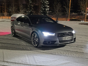 Audi S7