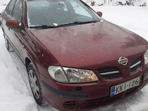 Nissan Almera