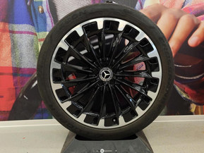 Mercedes-Benz EQS SUV