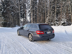 Mercedes-Benz E