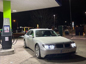 BMW 735