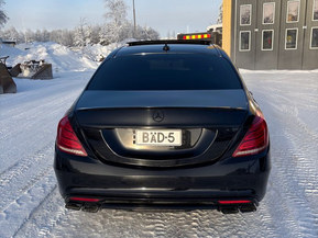 Mercedes-Benz S